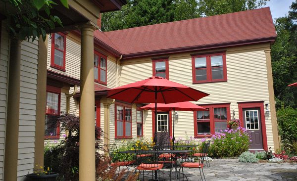 Bed and Breakfast -- outdoor patio